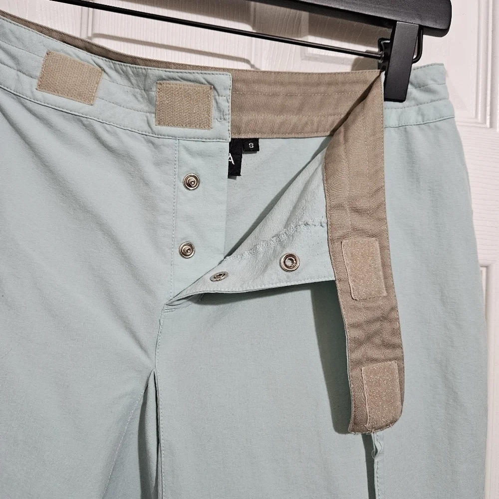 Athleta Mint Green Capris Size S
